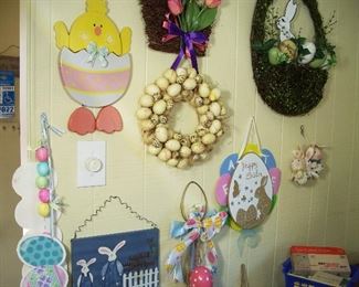 Easter wall hangers and greeters