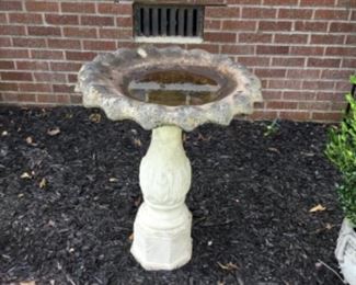 Bird bath