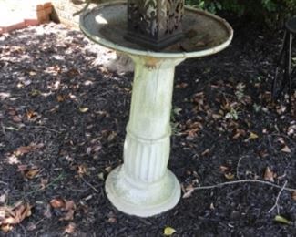 Bird bath