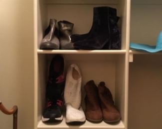 Shoes/boots/sandals - size 6, 6 1/2 & size 9, 9 1/2 & 10