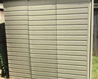 Outdoor plastic storage Building