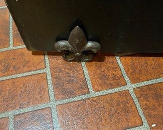 Kitchen - door stop 
