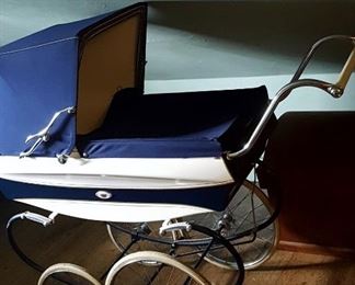 Pedigree Made in England baby Carriage