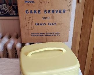vintage yellow NIB Classon cake server w/ glass tray