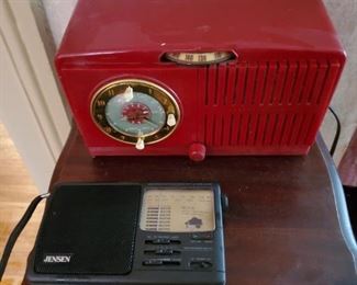 vintage red GE radio alarm clock