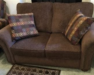 Dark Fabric EXCELLENT Condition Loveseat, also has matching sofa.