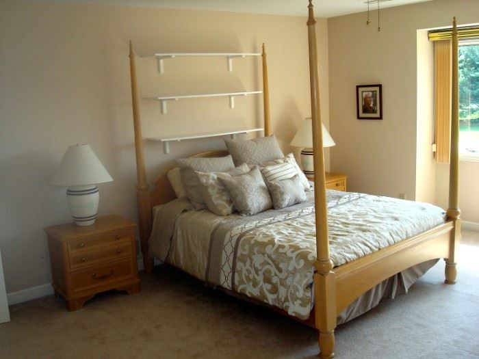 Bernhardt queen bedroom suite 