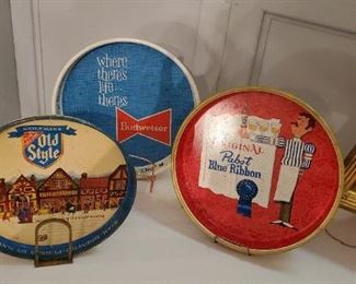 VINTAGE OLD STYLE, PABST & BUDWIESER TRAYS