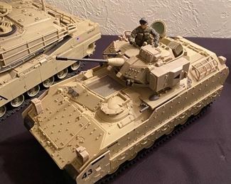 Assorted Collector's Tanks "Bradley"