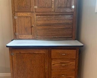 Antique / Oak Hoosier Cabinet