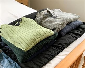 Men's Clothing - Sweaters