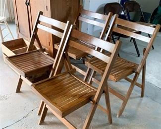 Wooden Folding Chairs (4)