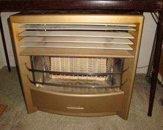 Dearborn Natural Gas Heater with all bricks. Model DRC-35B