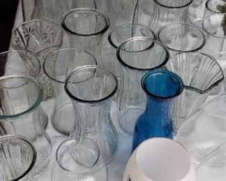 Multiple glass & crystal vases. Sunday 2 for 1.