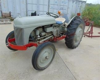 LOT 2 TRACTOR