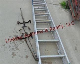 LOT 10 LADDER
