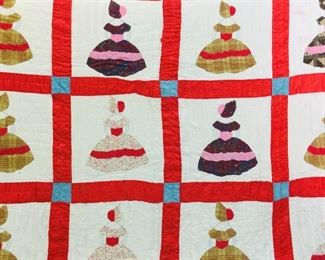 Vintage handmade quilt 