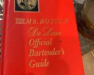 Old Mr. Boston Deluxe  Official Bartender's Guide