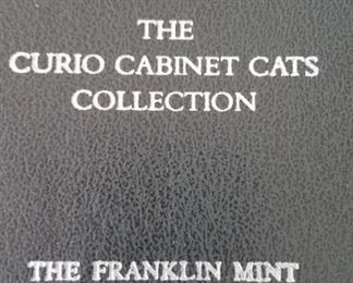 The cats in next pictures are from the Curio Cabinet Cats Collection by Franklin Mint. Some have their booklet.