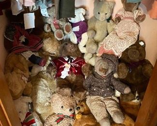 Lots of Plush Stuffed Animals with tags