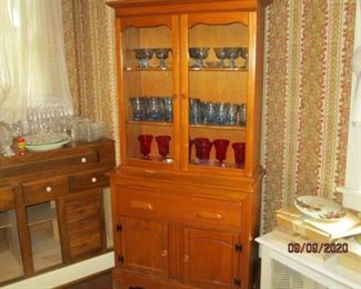 Vintage hutch