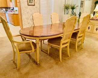 Fantastic Mid Century, Hollywood Regency Stanley Furniture formal dining table with eight chairs. Includes custom pad/cover and 2 leaves.