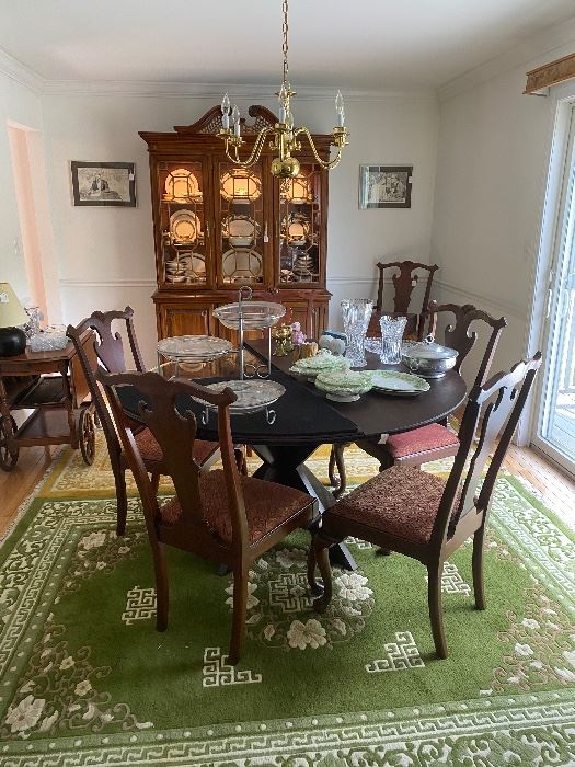 Harden Breakfront, Beveled Glass Dining Table with custom pad. 6 Chippendale Style Chairs to include 2 Captains Chairs