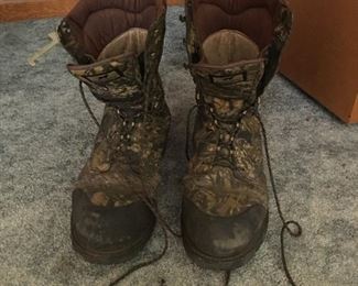 Hunting boots size 16