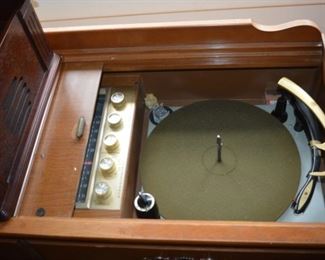 Vintage stereo turntable