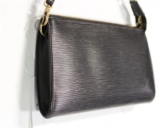 Louis Vuitton Black Epi Purse