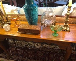 Hall table and glassware 