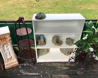 Stage trailer full of outdoor/garden items