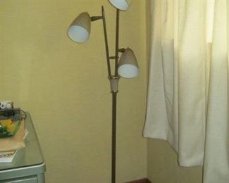 Retro floor lamp