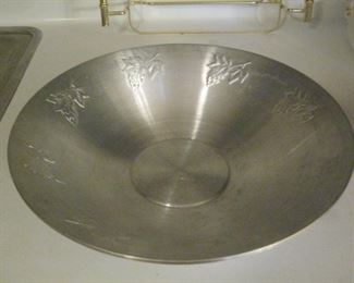 Aluminumware bowl