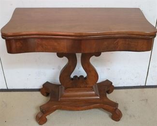 Lot #26 - Empire Lift-Top Game Table 34" x 20" x 18"