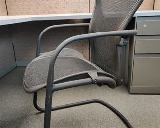 Herman Miller Aeron Guest Chair 300-350