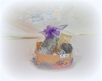 16FREDS MARKET BASKET