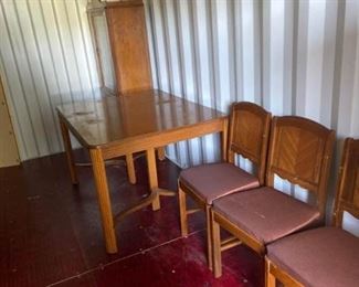 Dining Room Table and 4 Chairs with China Hutch