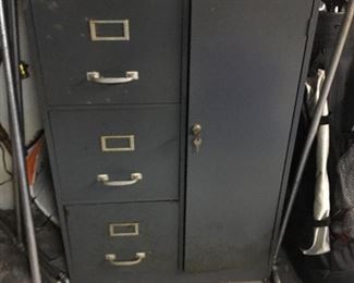 Filing cabinet with safe