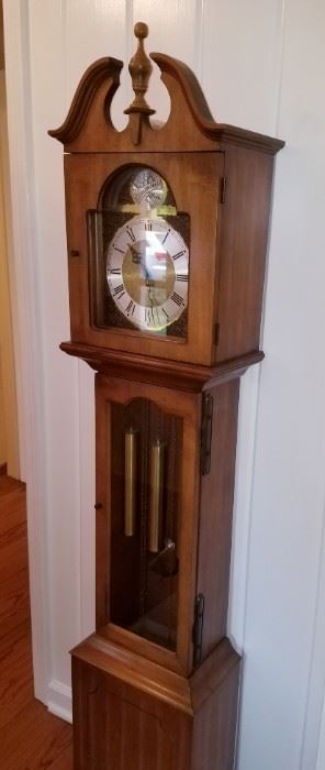 Ridgeway Grandmother clock