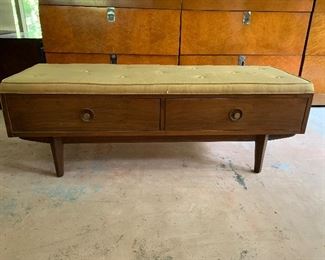 vintage bench with double drawers 