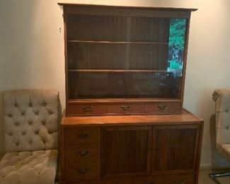 vintage Hickory Furniture credenza with china hutch