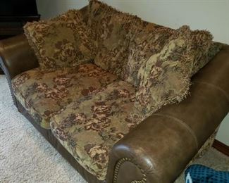 loveseat