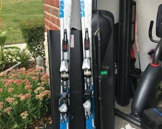 Voiki Skis