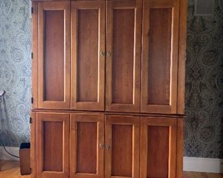 Computer desk / hutch