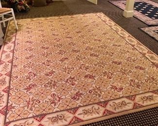 Gold Windsor rug  8'6' x 11'6" 