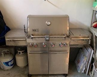 Weber Summit grill