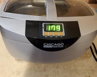 Chicago 2.5 Liter, Non Medical Ultrasonic Cleaner