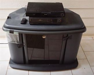 51. Entertainment Center PHILLIPS Blueray Player, and VHS Player