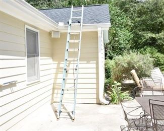 62. 18 Foot Ladder